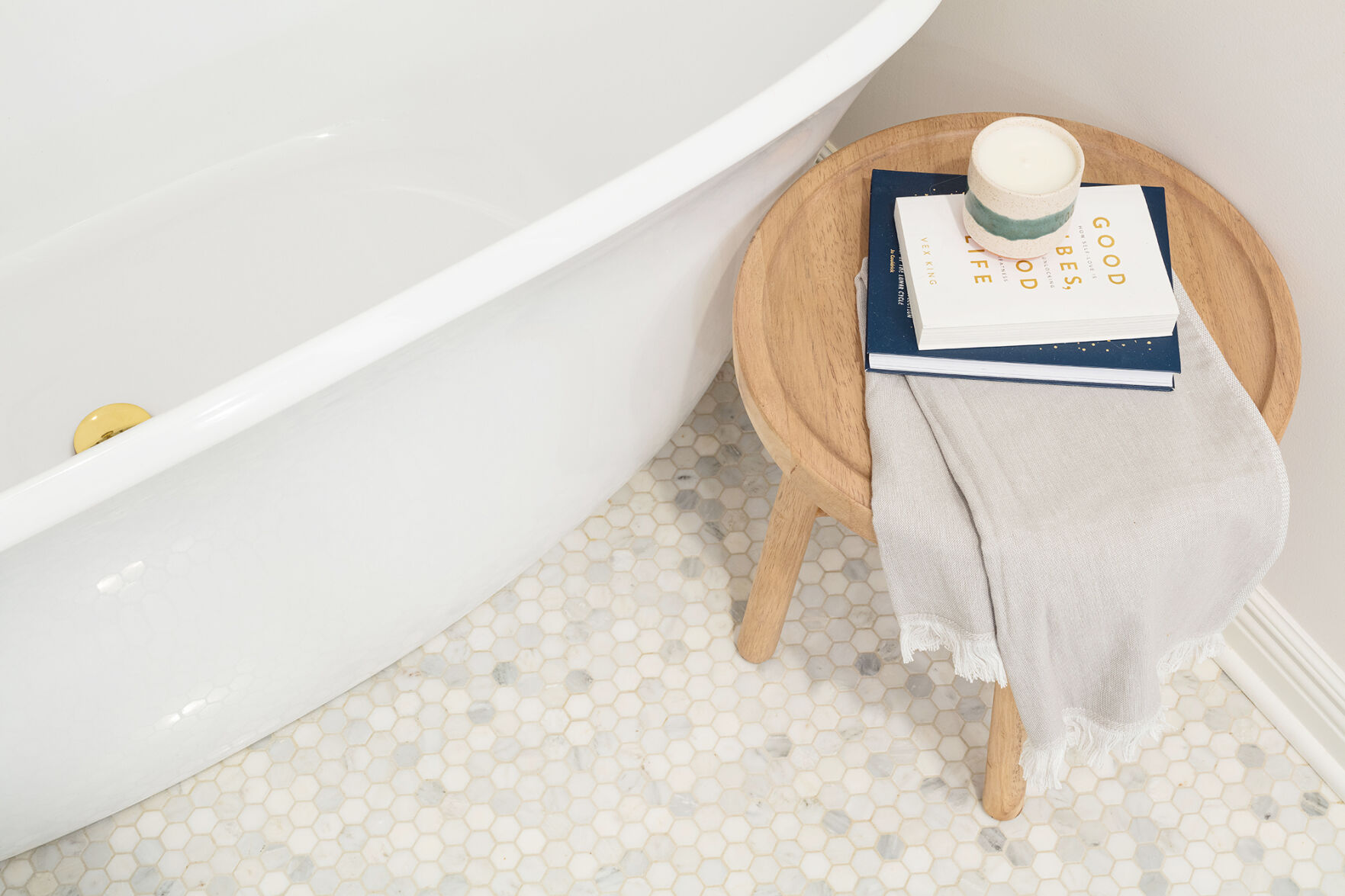 CopperCotton-master-bath-vingnette.jpg